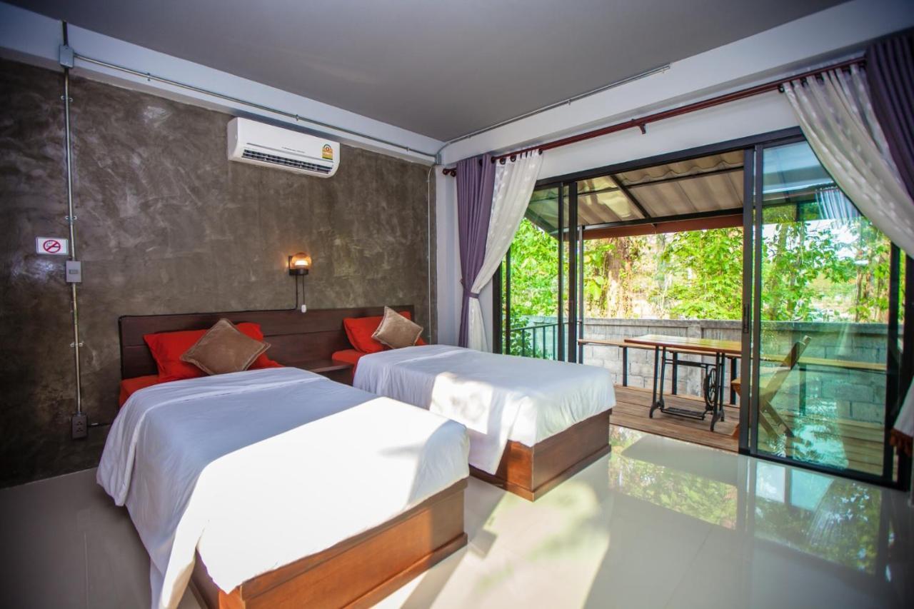 Br2 House Resort Phayao Bagian luar foto