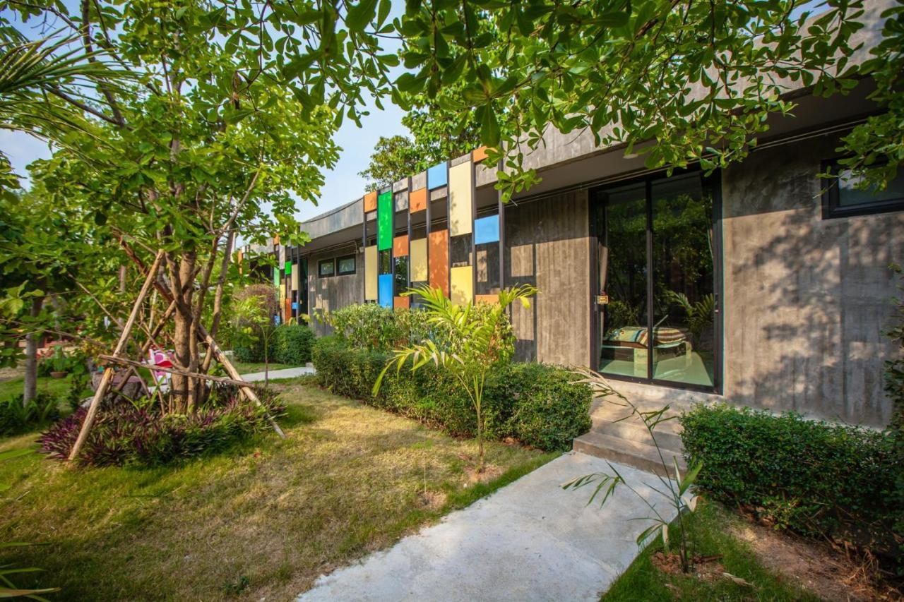 Br2 House Resort Phayao Bagian luar foto